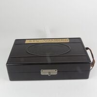Voorwerpen Adlib\V22313-b.jpg; V22313; ; Sfygmomanometer in doosSphygmomanometer in box